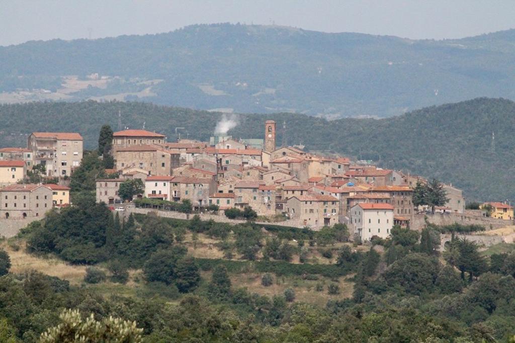 Casa Vacanze In Borgo Monteverdi Marittimo Exteriér fotografie